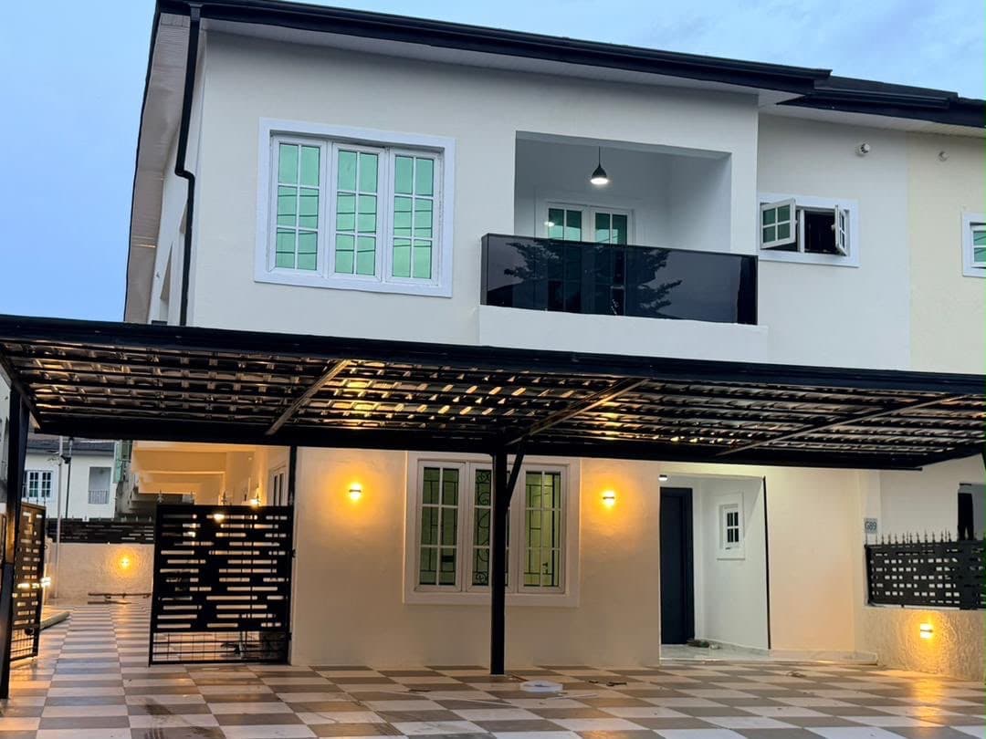 4-BED RENOVATED DUPLEX WITH BQ